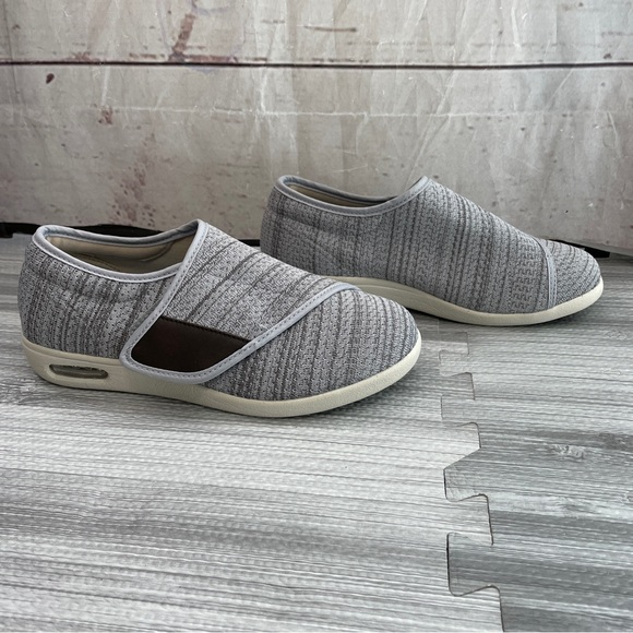 Youyun Diabetic Comfort Shoes - Picture 3 of 5